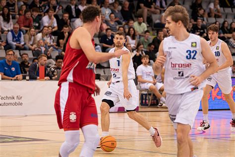 Coburger Geben Spiel 1 Aus Der Hand BBC Coburg