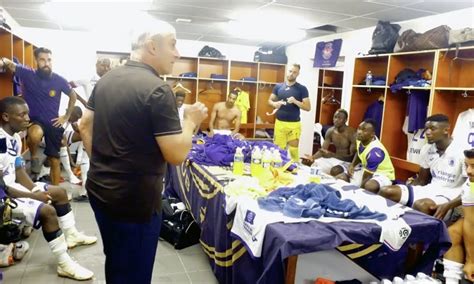 La Joie Du Vestiaire Toulousain Apr S Guingamp Tfc Pause Foot