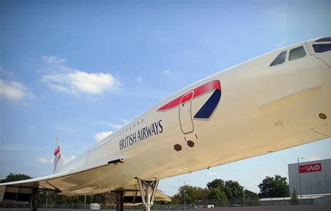 Concorde at London Heathrow Airport – London Air Travel