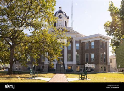 Marietta, Oklahoma, USA - October 19, 2022: The Love County Courthouse ...