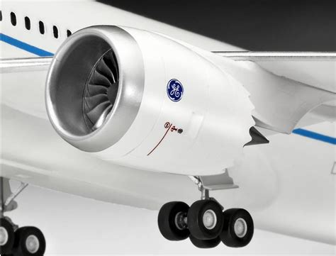 Revell Boeing 787-8 Dreamliner 1:144 Scale Plastic Model Plane Kit 04261 | Hobbies