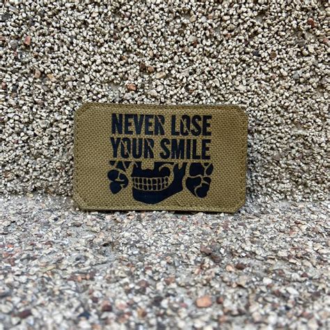 Шеврон Never Lose Your Smile Lasercut Cbbk купити в Києві Україні