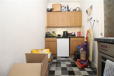 1 Bedroom Property For Sale In Lansdowne Street Hove Bn3 1fr £230000