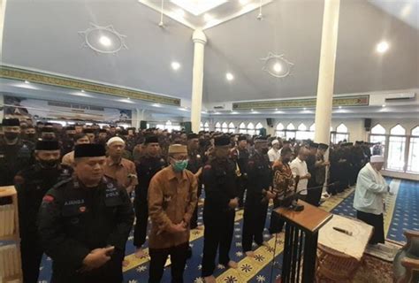 Memperingati Maulid Nabi Satbrimob Polda Jabar Gelar Istiga