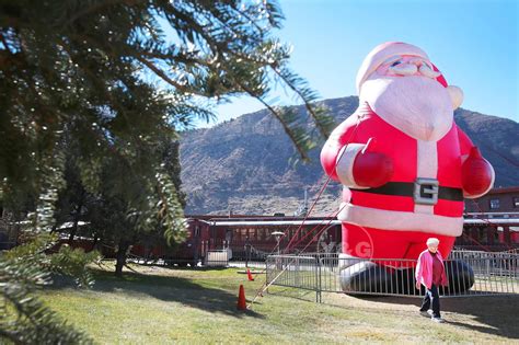 Best Giant Inflatable Santa Claus Collection