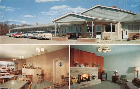 Holiday House Motel Fremont, IN Postcard