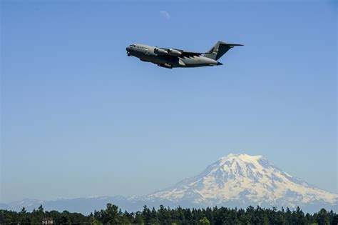 c 17, Globemaster, Airplane, Plane, Aircraft, Military Wallpapers HD ...