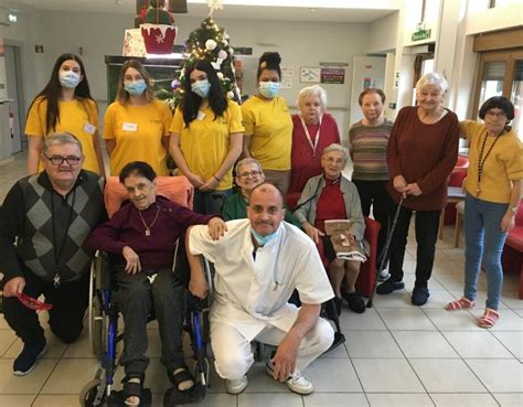 Thionville LEhpad Sainte Madeleine a organisé son 2e marché de Noël