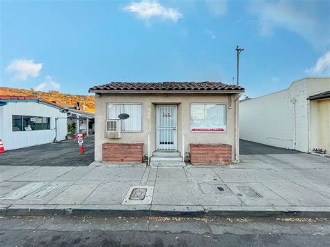 724 N Milpas St, Santa Barbara, CA 93103 | LoopNet