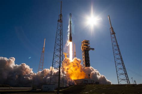 SpaceX Falcon 9 regains flight approval operations from FAA