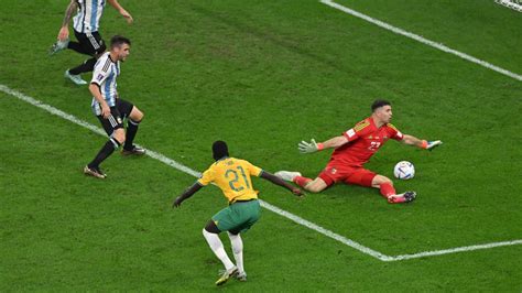 Argentina Vs Australia Emiliano Dibu Mart Nez Tuvo Monumental Tapada