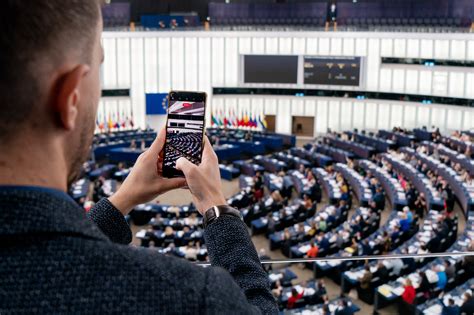 Parlament Europejski Wezwa Do Zwi Kszenia Pomocy Wojskowej Dla Ukrainy