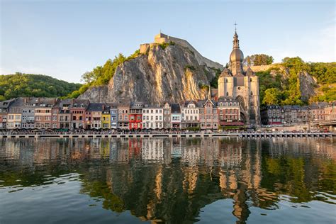 Nature Et Patrimoine Dinant Cest La Ville Belge à Découvrir Oui Go