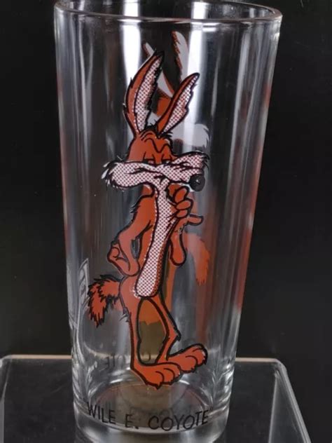 VINTAGE WILE E Coyote Pepsi 1973 Looney Tunes Collector Series Glass