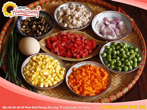 Cách làm cơm chiên dương châu thơm ngon đơn giản