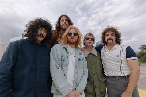 PHOTOS - Sticky Fingers