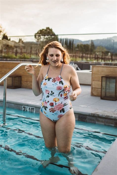 71+ Swimsuits For Curvy Women That'll Make You Feel Confident AF