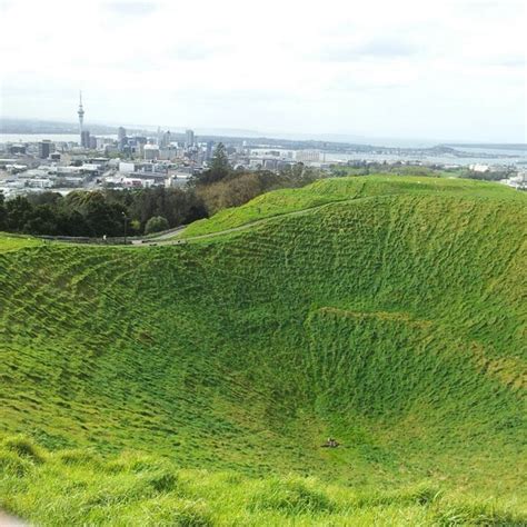 Mt Eden Summit - Mount Eden - 14 tips from 1327 visitors