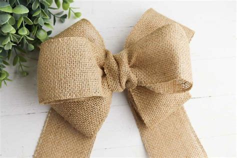 Easy Way To Make A Burlap Bow Single Girl S DIY