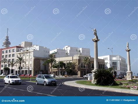 O Quadrado Da Constitui O Um Dos Quadrados Principais De Cadiz Neste