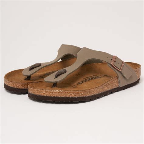 Birkenstock Gizeh Sandals in Brown - Lyst