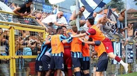 Il Lecco Dopo Anni Vola In Serie B Torna Il Deby Col Como