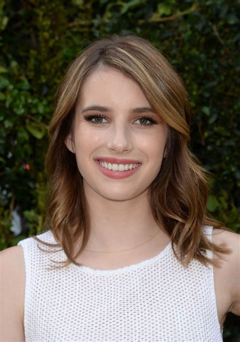 Emma Roberts Hairstyles - Styles Weekly