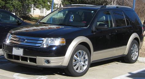 Ford Taurus X Sel Wagon L V Awd Auto