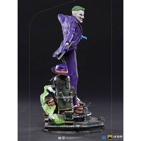 Iron Studios The Joker Deluxe Art Scale Figurine