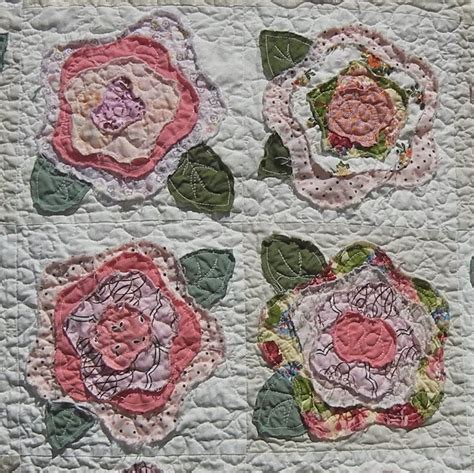 Baumcat French Rose Baby Quilt