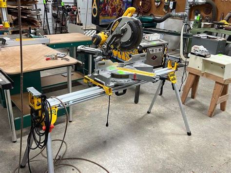 Dewalt Dws780 12 Double Bevel Sliding Compound Miter Saw W Dwx723