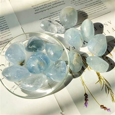 Aquamarine Stone Set • The Green Crystal