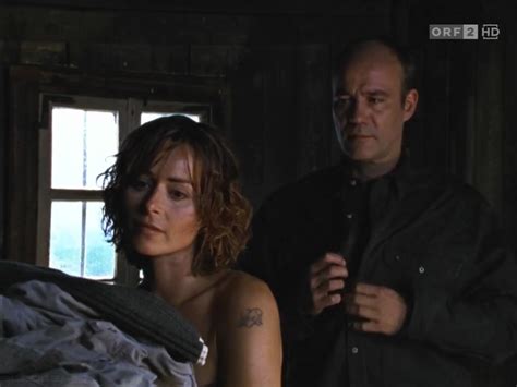 Tödliche Diamanten nude pics page 1