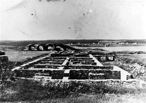 Fortress Louisbourg Ruins circa 1925 : r/Fortress_Louisbourg