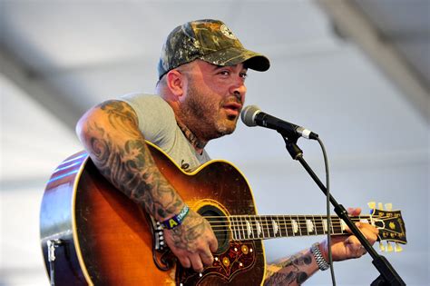 For rock and pop stars, including Staind’s Aaron Lewis, country isn’t ...