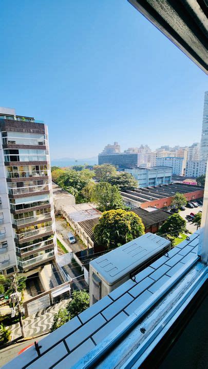 Apartamento Na Avenida Doutor Epit Cio Pessoa Aparecida Em Santos