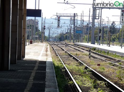 Treno Deragliato A Firenze Disagi Anche In Umbria Come Chiedere Il