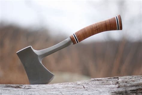 Tomahawk Vs Hatchet Whats The Difference House Grail