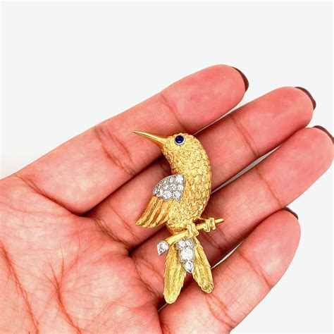 Cartier Yellow Gold Diamond Bird Brooch For Sale At 1stdibs Diamond