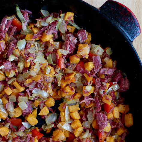 Corned Beef Hash with Vegetables - Everyday Homemade