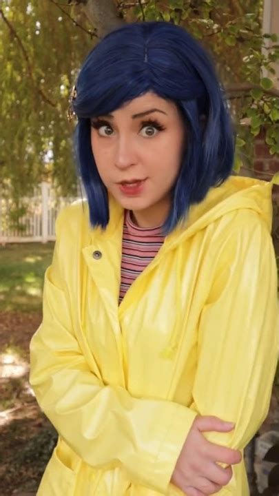 Coraline Jones Cosplay