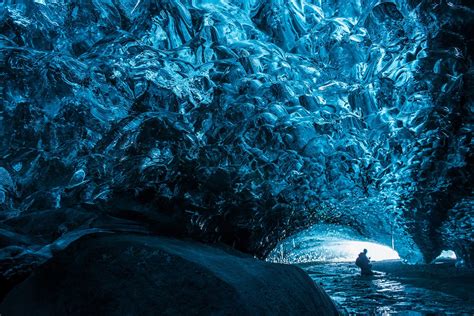 How to see ice caves in Reykjavik