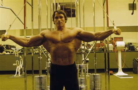 Arnold Schwarzeneggert teljesen megalázták egy 19 éves fiú tiporta el