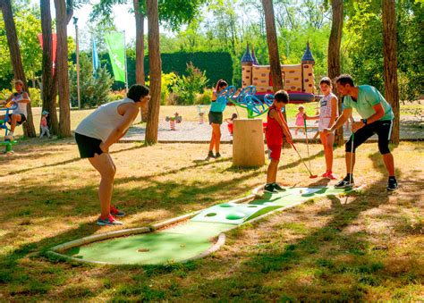 Camping Temps Libre à BOUGE CHAMBALUD Rhône Alpes