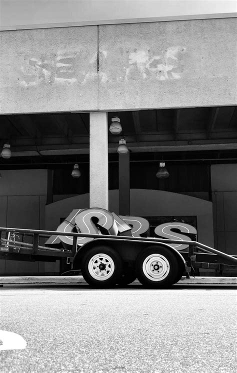 Bye, Sears | Scrolller