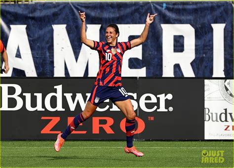 Team USA Soccer Star Carli Lloyd Announces Retirement: Photo 4605379 ...