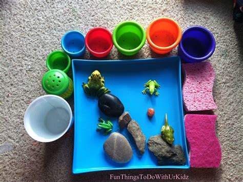 Simple Water Tray Play Made This Simple Play Idea Using A Tray Water