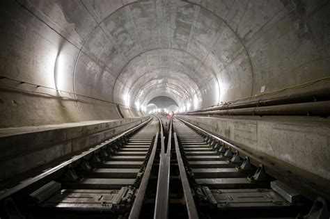 El Túnel Más Largo Y Profundo Del Mundo Se Inaugura El 1 De Junio