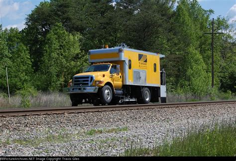 Sperry Rail Service Truck