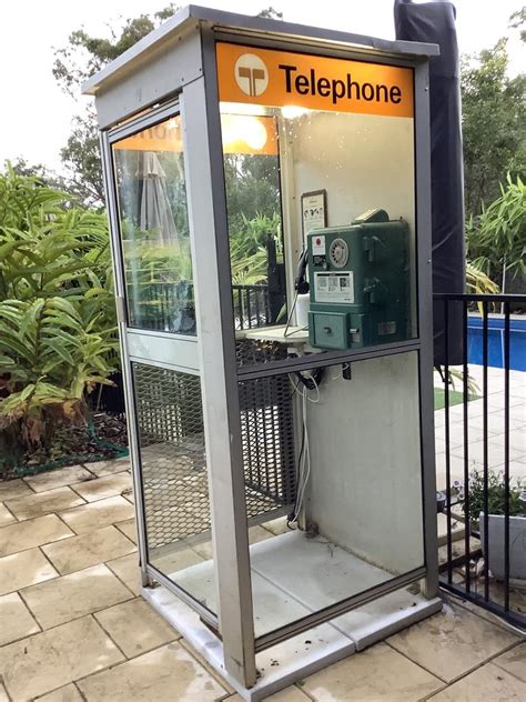 Ex Melbourne Man Installs 1970s Tram And Working Telecom Phone Box In